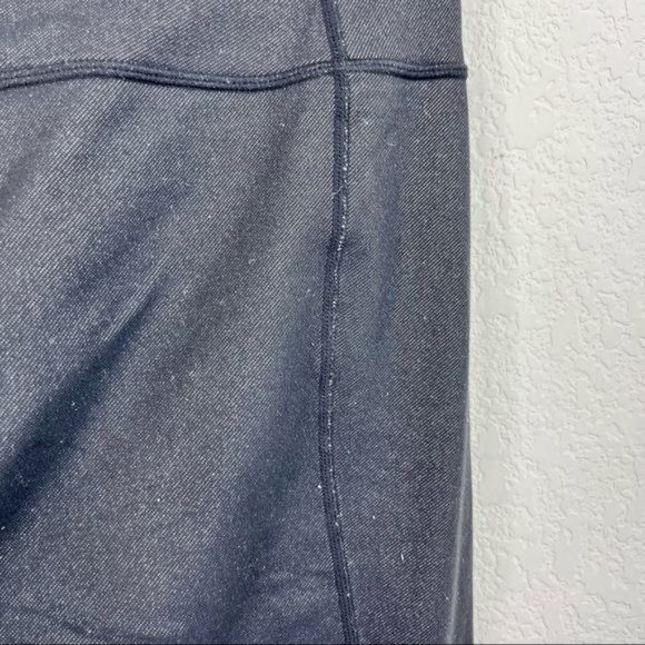 Lululemon Flare Textured Gray Yago Athleisure Pants - Picture 4 of 7